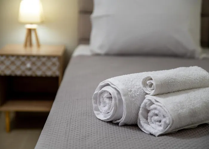 アパート Comfy With View アルゴストリオン